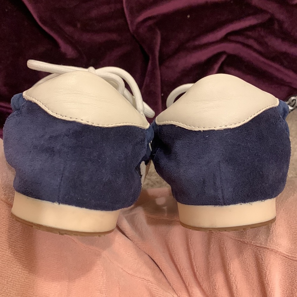 Tory Burch Marine Blue Stretchy Sneakers Sz 7.5 - Picture 6 of 8